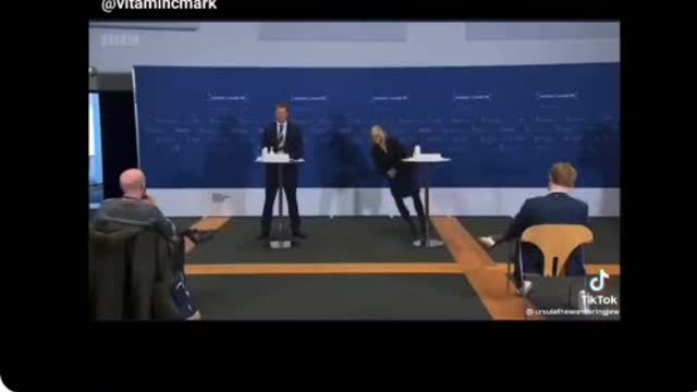 "The vaccines are completely safe"!