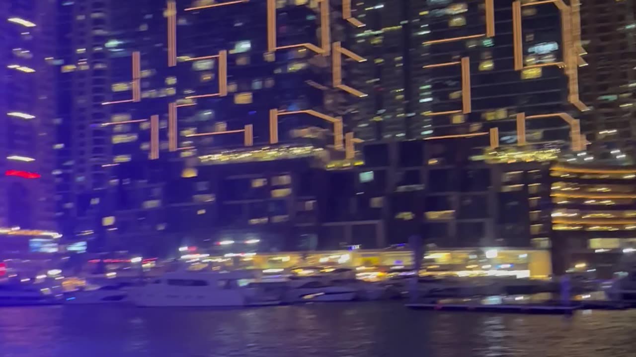 Dubai marina