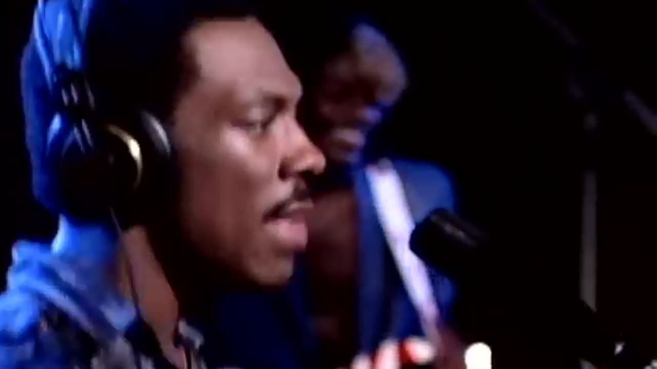Eddie Murphy - Party All the Time (VIDEO)