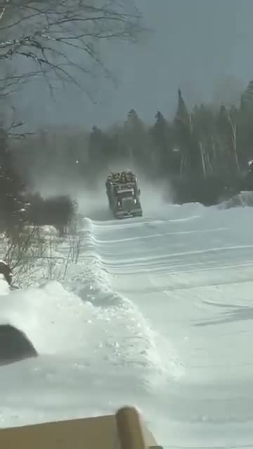 Got to be livin' man ...L-I-V-I-N 🚚🚛✊😎