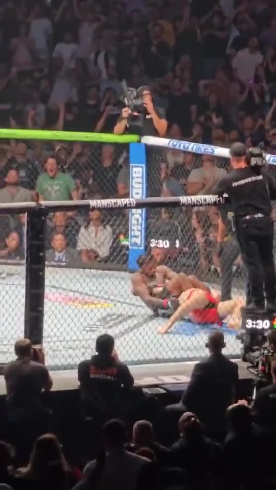 UFC Fighter Kevin Holland Runs To Shake Hands With Donald Trump After Winning Fight