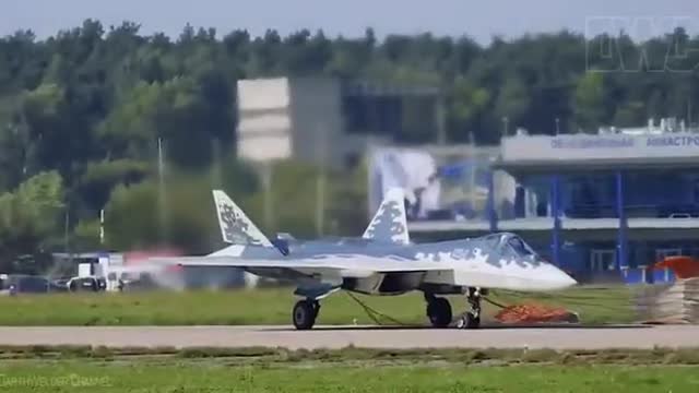 Russian Su-57 ultra short landing drill