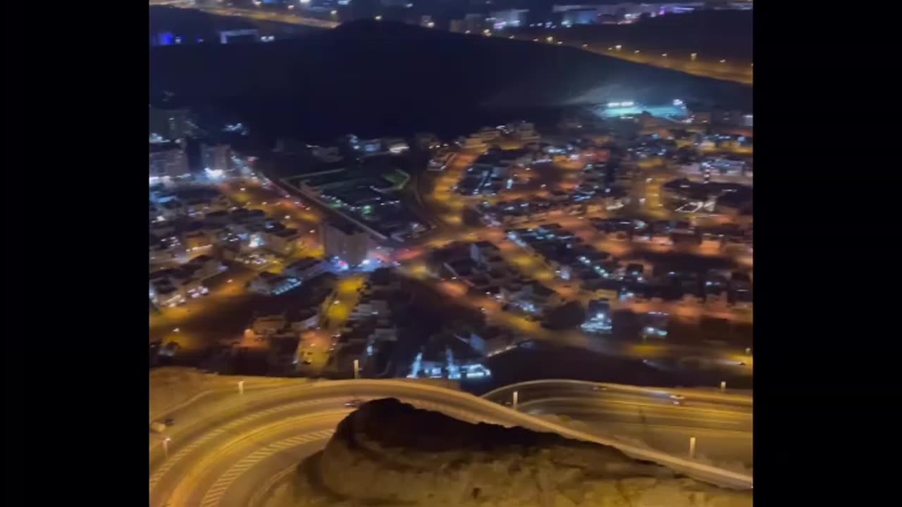 Fascinating Scene😍 from the top side of Muscat Oman, Basher hill road