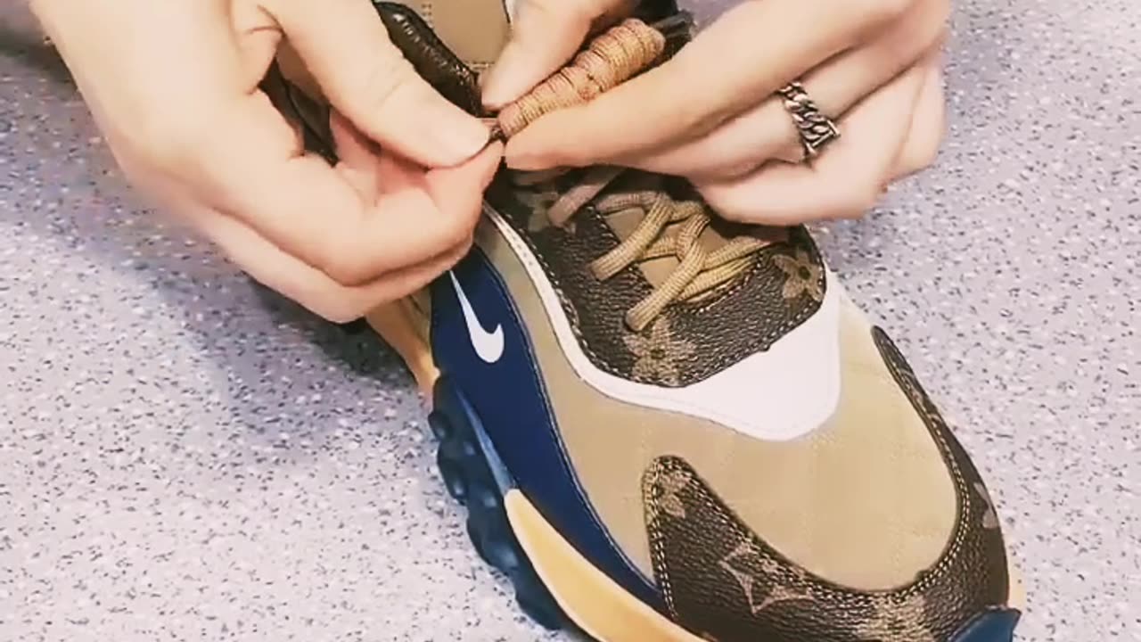 New Shoelace style|| Fashion|| Shoe Trick