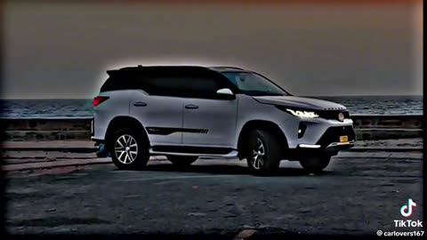 Fortuner Prado
