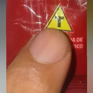 Pra gente é TRANSGÊNICA e com AGROTÓXICO e pra os políticos é semente Crioula.