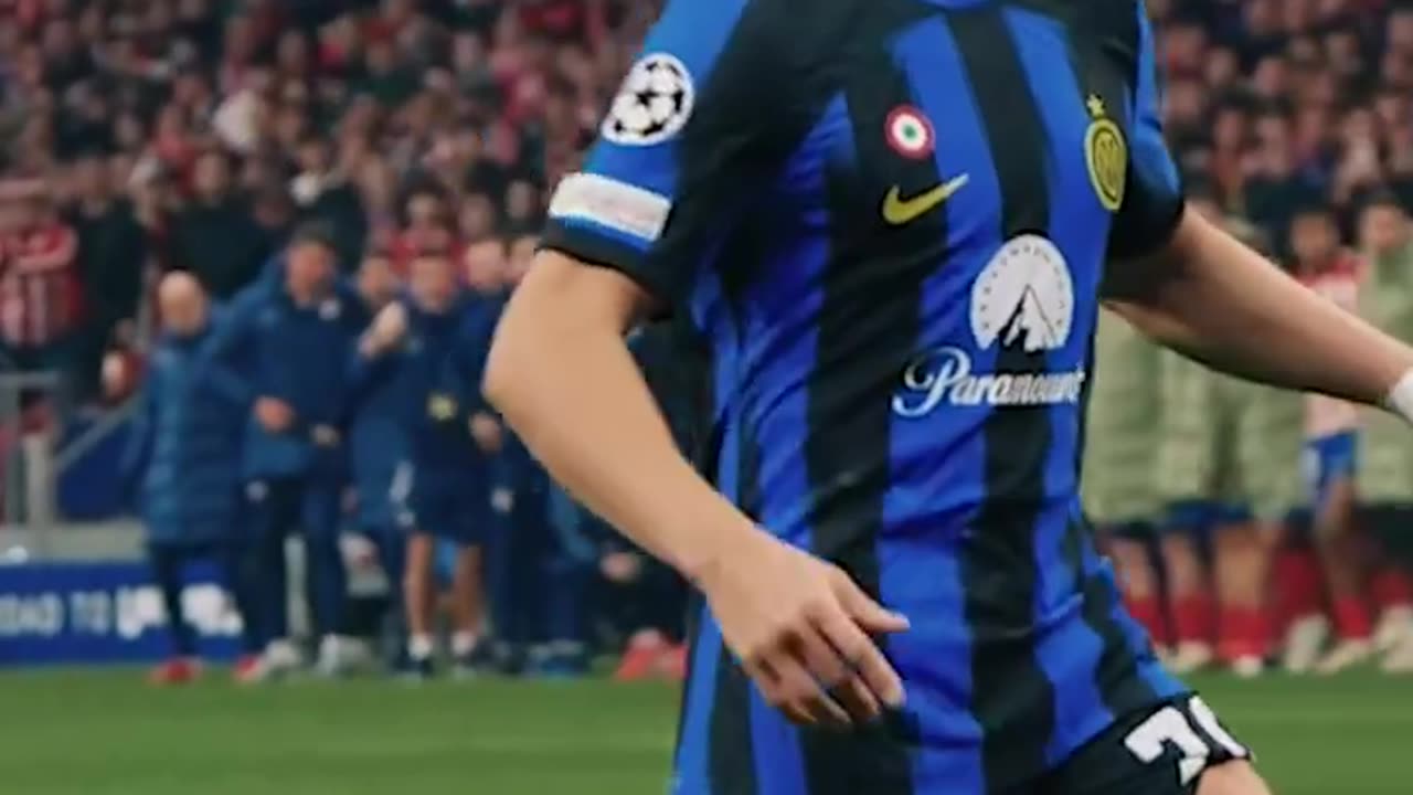 Penalty spot moving on Lautaro kick