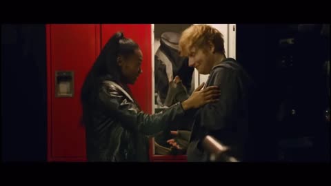 Ed Sheeran - Shape of You (Official Music Video)