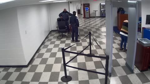 6135RHOBG3G3L8ScreeningArea8_2021-01-06_04h20min01s133ms.mp4