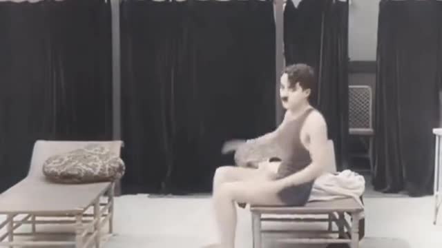 Have a laugh on Charlie Chaplin show 卓别林