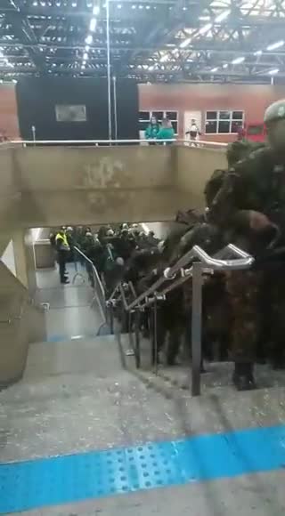 "Metrô em São Paulo.