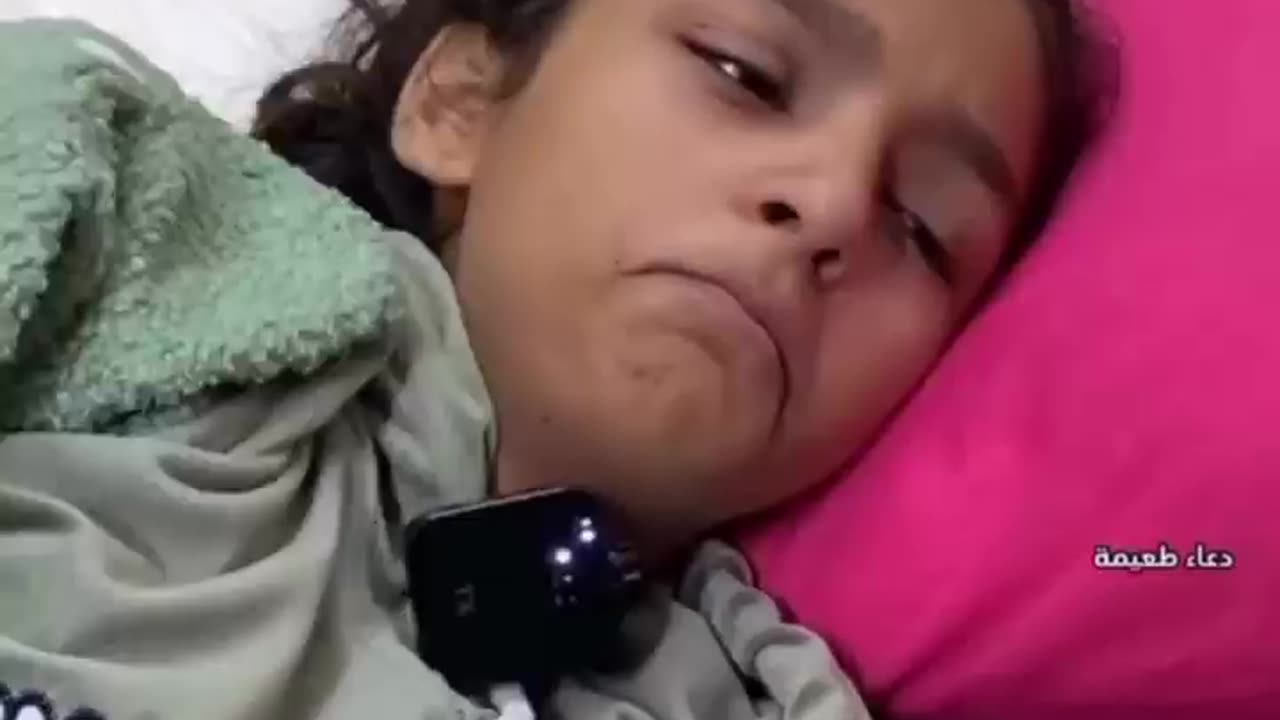 في يوم وليلة لم يعد لي أحد #شاهد| مشهد مؤثر لطفلة فقدت جميع أفراد عائلتها أن تكون الناجية الوحيدة