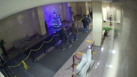 8002FCOB01MainLobby_2021-01-06_05h00min00s627ms.mp4