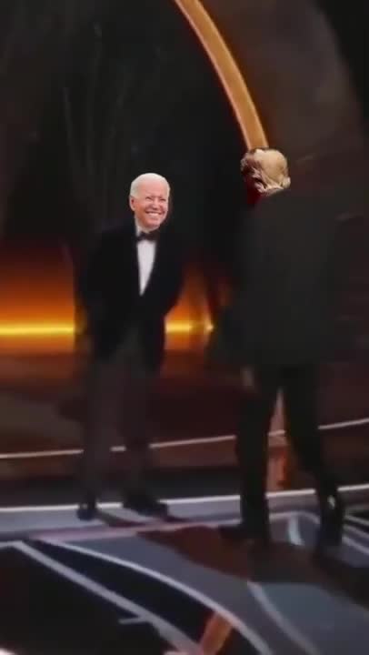 Bitch Slap Biden! 😂 👍 ❤️