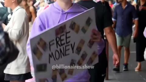 Man teaches a great lesson about life and money