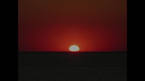 FLAT EARTH HERE COMES THE SUN