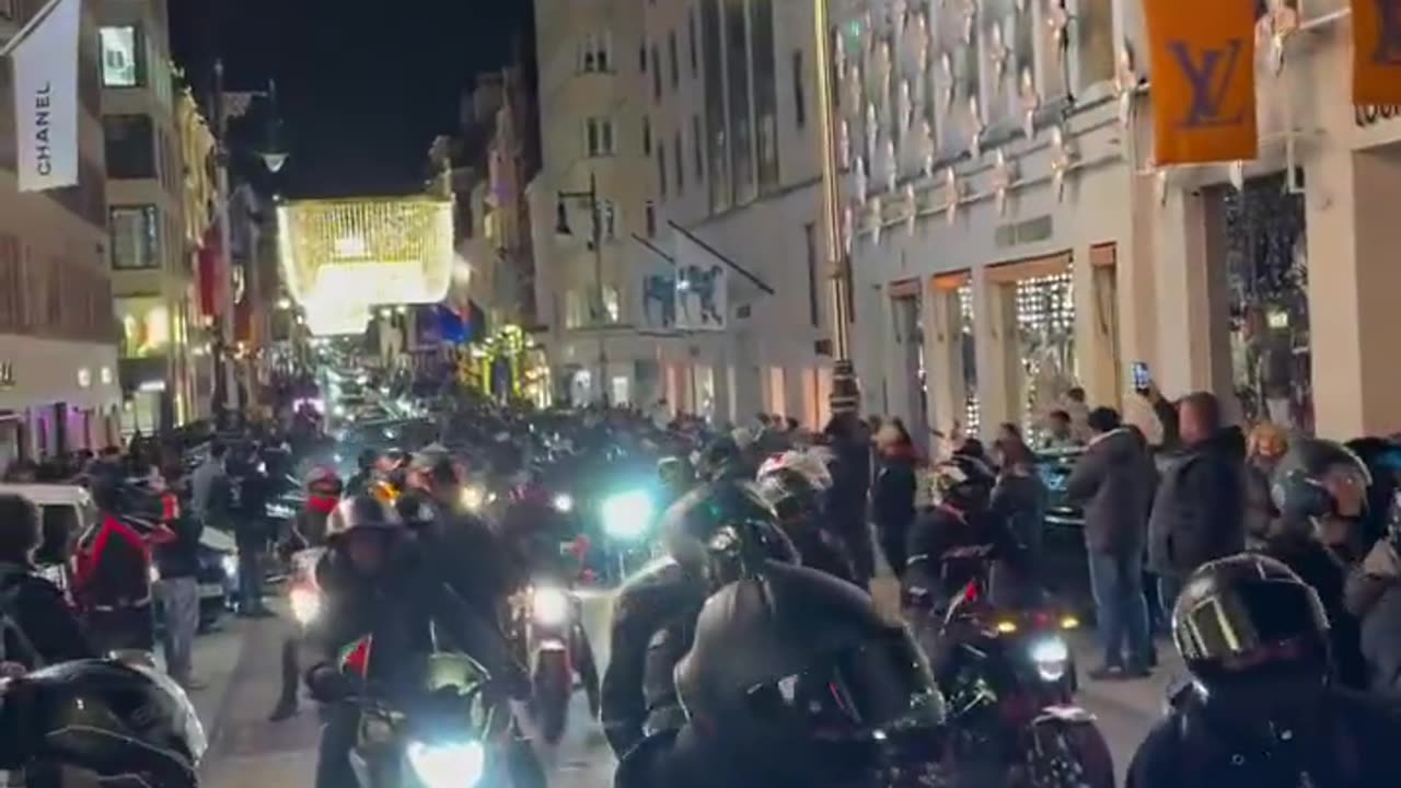 🇬🇧Pro-Palestine biker gang take over London’s Bond Street luxury shopping