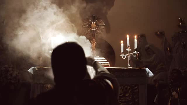 Catholic Ambience _ Incense and Gregorian Chant _ The Beauty of Mass