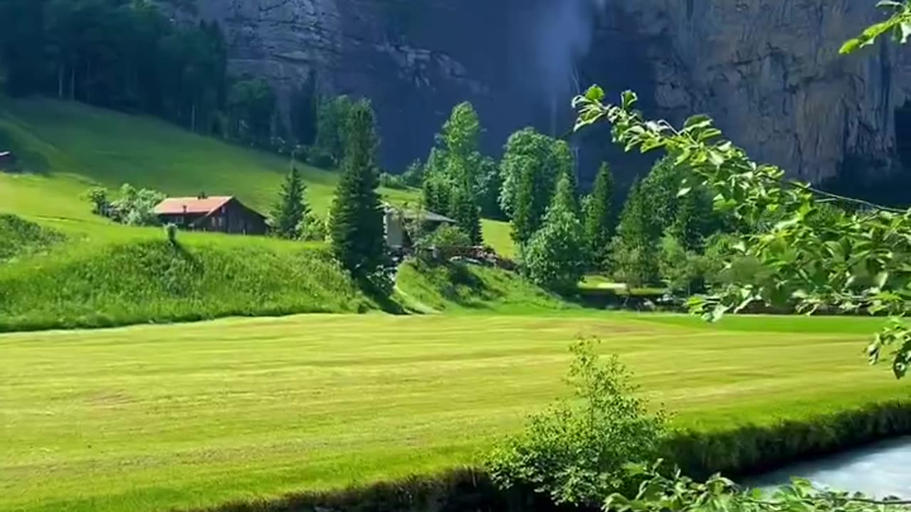 😍Switzerland 🇨🇭: A Visual Symphony of Nature's Splendor