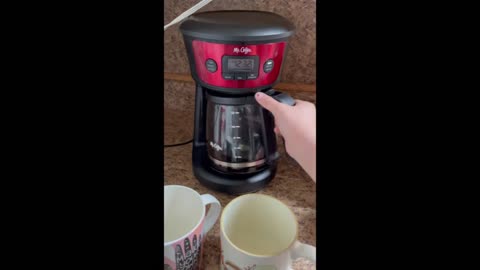 members vlog #29_ trying snickers coffee + get ready with me for a travel day