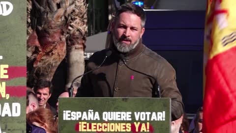 Abascal tacha ante 5.000 personas de "Gobierno cómplice del separatismo golpista" a Sánchez (2)