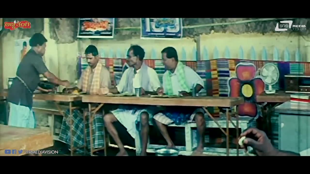 Halas Nan Makkla Ivathu Neevu Thoopu _ Anna Thangi _ Sadhu Kokila _ Comedy Scene- 2.mp4