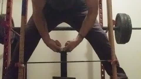 2 hand logan lift attempt