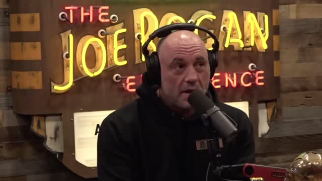 Joe Rogan: WOKE Canada Telling Jordan Peterson To Get "Social Media Training" Or Loose His License!