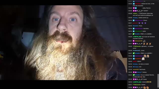 2022-11-15 (15bis) - on loot l'échelle ? - Twitch Decheterie (version avec chat)