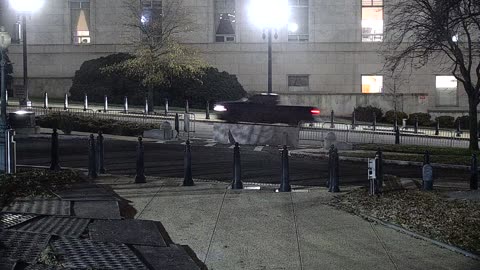 0681USCG00SWDrivenearRHOBTaxiStnd_2021-01-05_02h40min01s383ms.mp4