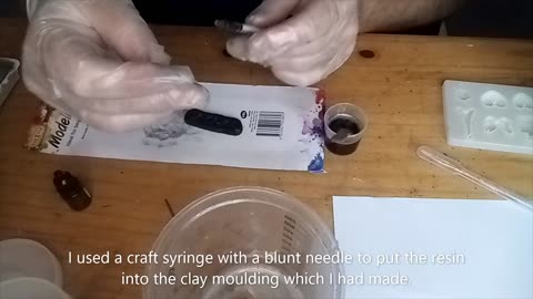 Can you use clay for resin moulds