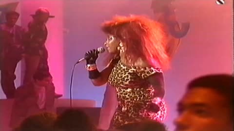 Chaka Khan - Ain't Nobody (Live) [Video]