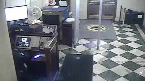 3207LHOBGRNJ-CStDoor_2021-01-06_18h40min02s540ms.mp4