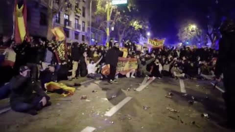 🚨BREAKING: Terrible socialist repression in Spain