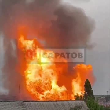 💥🔥 Powerful explosion at gas storage facility in suburbs of Saratov (russia)