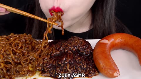 ASMR BLACK TRUFFLE NOODLES, SPICY BLACK ENOKI MUSHROOM, SAUSAGE | EAT MUKBANG ZOEY ASMR SOUNDS