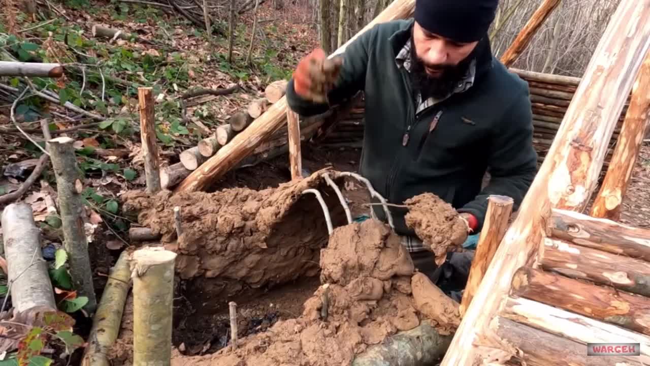 CONSTRUINDO UMA CABANA DE CAÇADOR COM CHAMINÉ NA FLORESTA