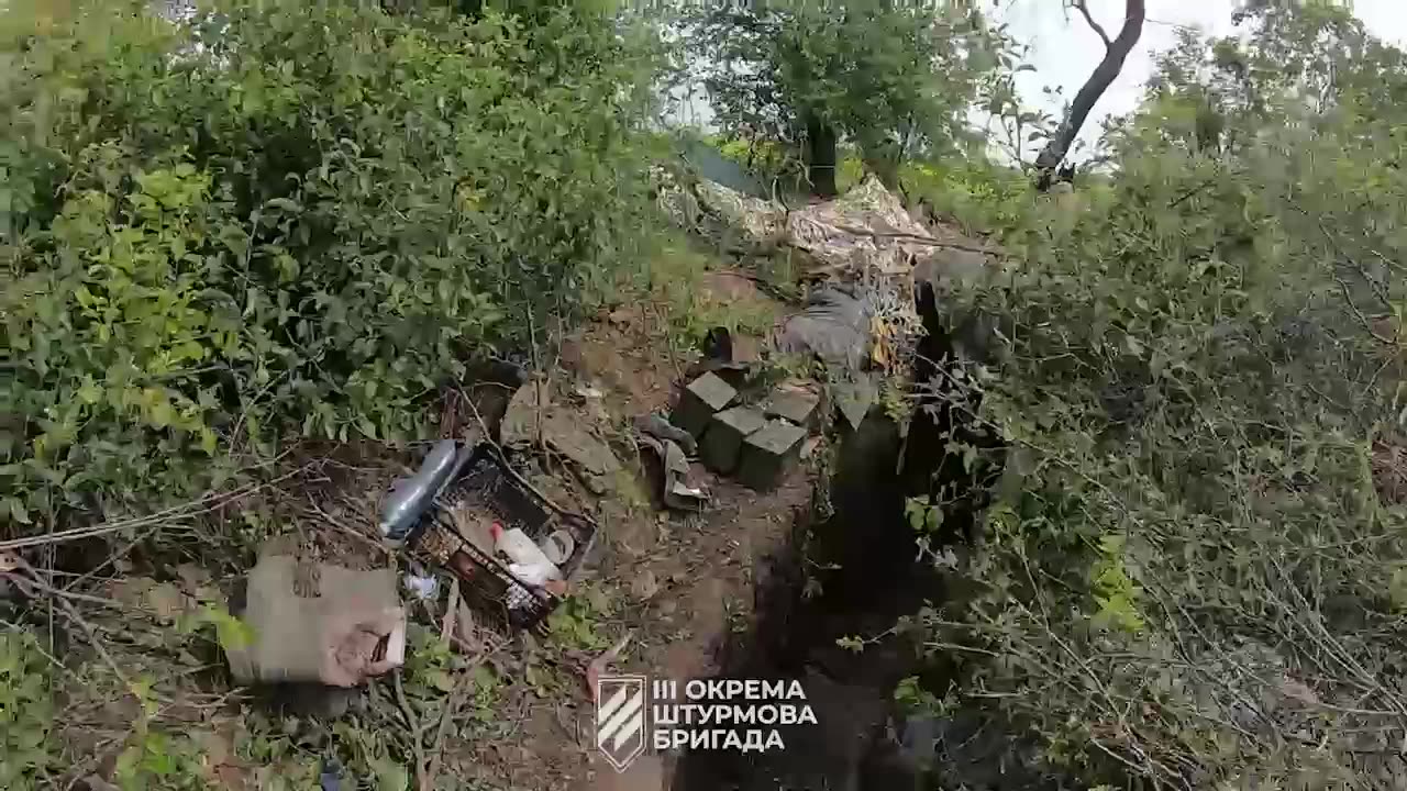 Evacuation of a wounded Ukrainian soldier from the Bakhmut front.