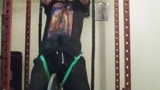 False grip ring pull ups