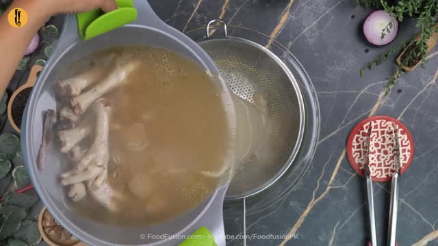 Healthy Chicken Panja Yakhni Chicken Feet Soup Winter Special Recipe By Food Fusion