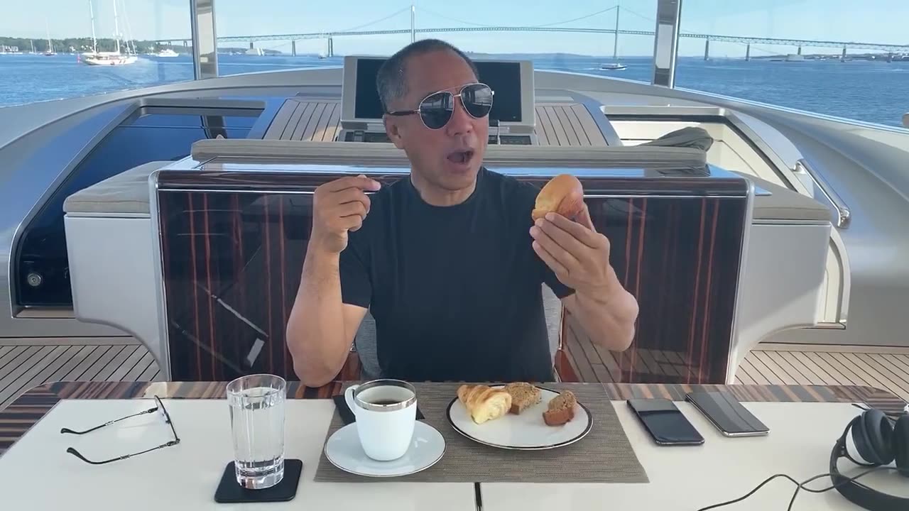 TqVuStT92hQVn899LjwFyY