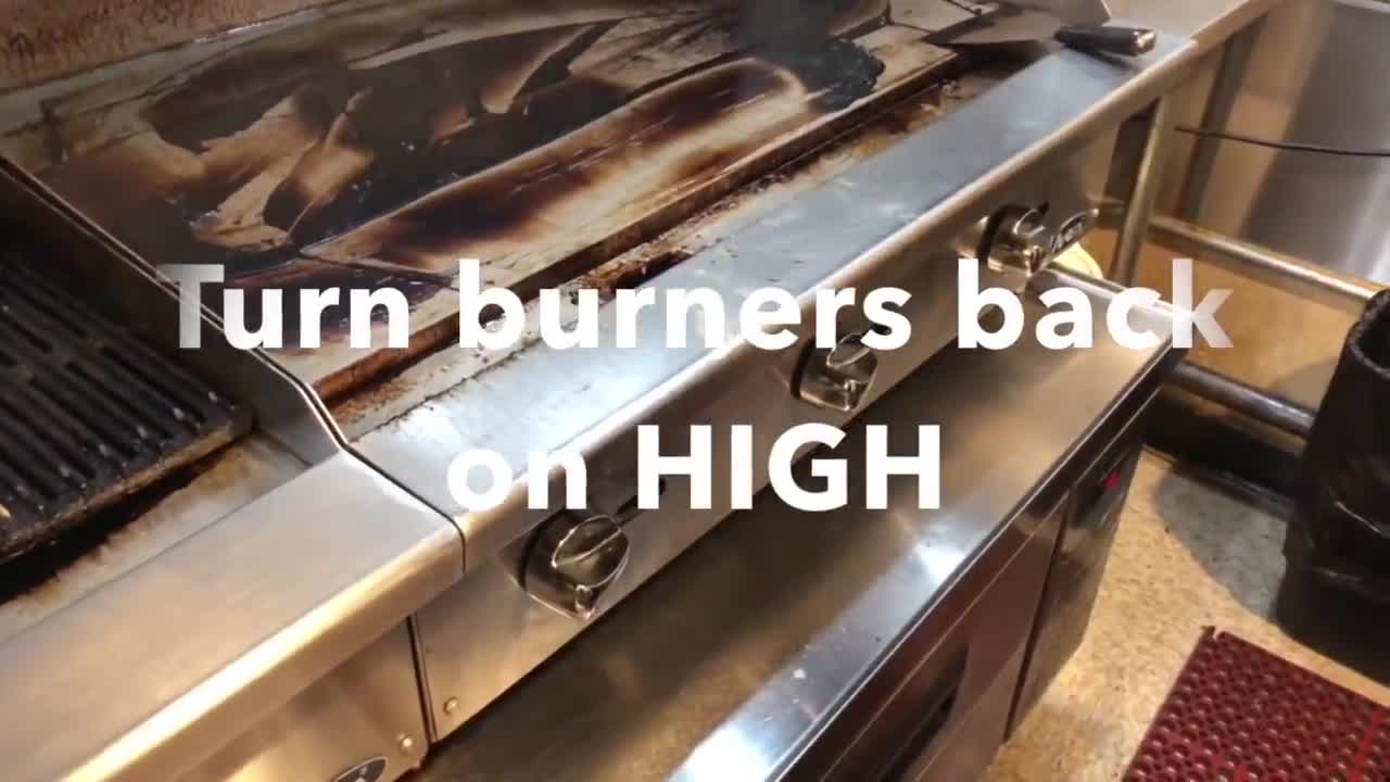 How to Clean the Flat-top Grill