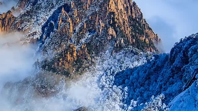 There is no limit to love in the sea of clouds on Huangshan Mountain