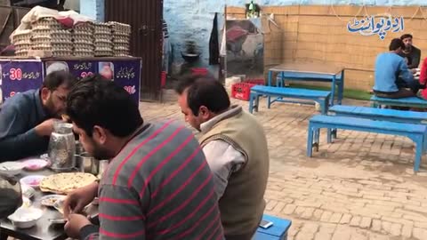 Faisalabad Ki Pehli Shahi Mutton Haleem - Taste Aisa Ke Log Doosray Shehr Se Daily Khane Aate Hain