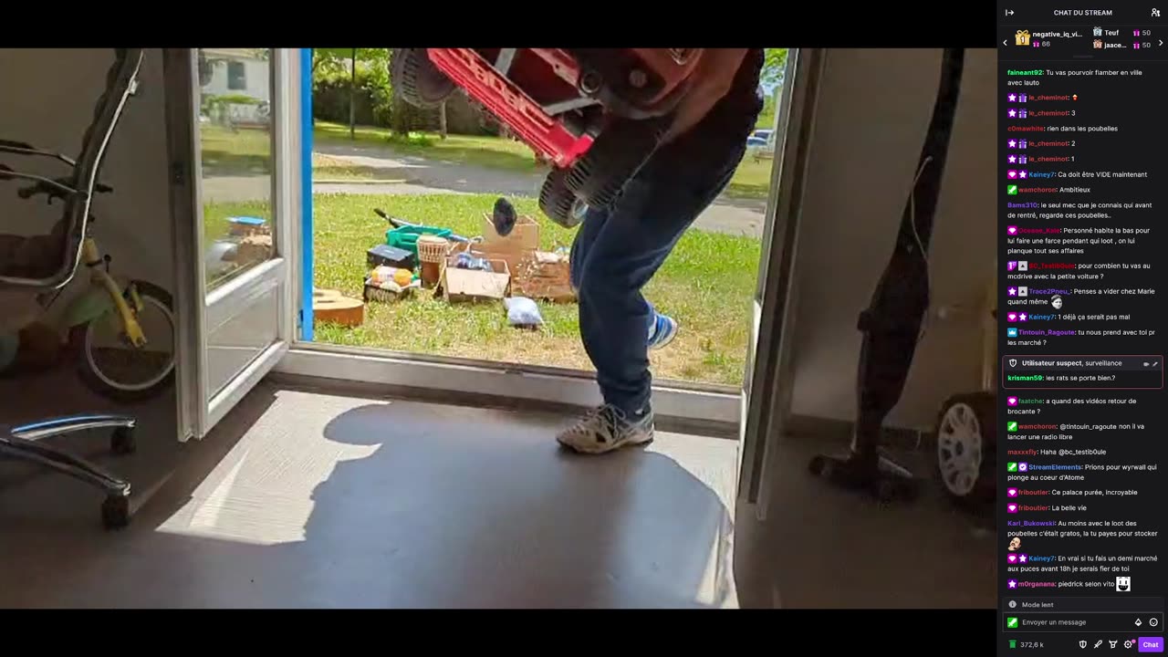 2023-05-07 (1bis+2bis+3bis.1) - Achat inconsidéré ? - Twitch Decheterie (version avec chat)