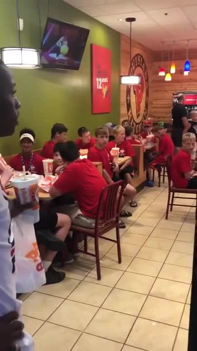 Guy With Trump Derangement Syndrome Addresses Trump Supporters At Popeyes