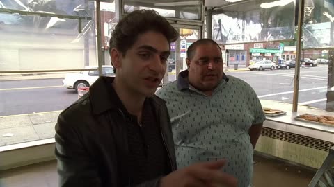 Bubba buys pastry - Token 34