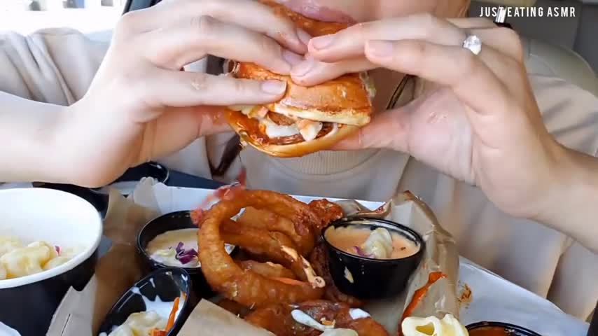 TWILIGHT ASMR best BURGER🍔compilation (ft. onion rings & fries) | burger eating/mukbang 🍔🍟