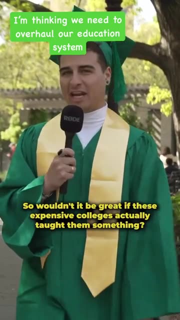 @ZachSage Gaza Graduation Ceremony