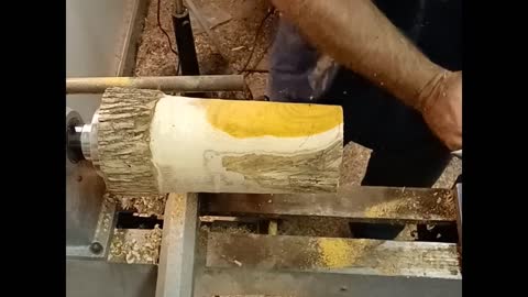 Woodturning Osage Orange vase (Bodark)